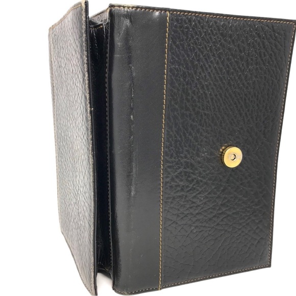 Guy Laroche Paris Large Textured Leather Travel Planner Wallet - Picture 16 of 16